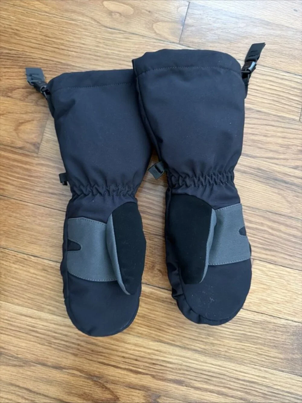 Marmot Winter Mittens Black Youth Size M (z5)
